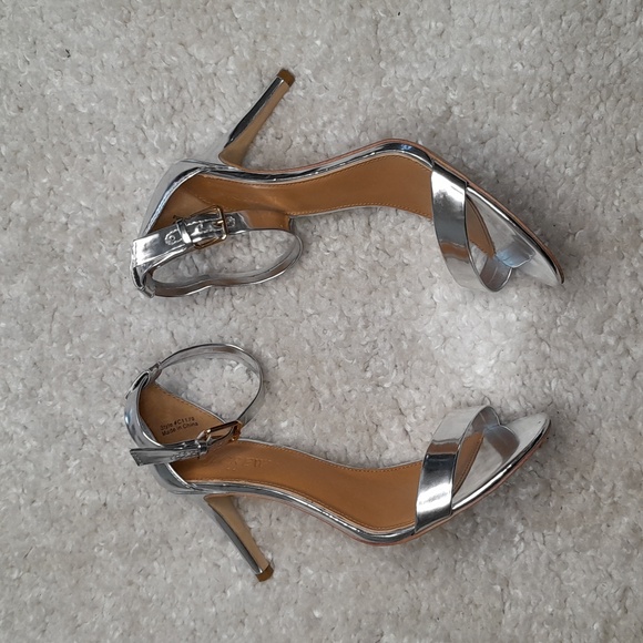 J CREW FACTORY SILVER/mirror  scrappy heels size 7.5 - Picture 6 of 16